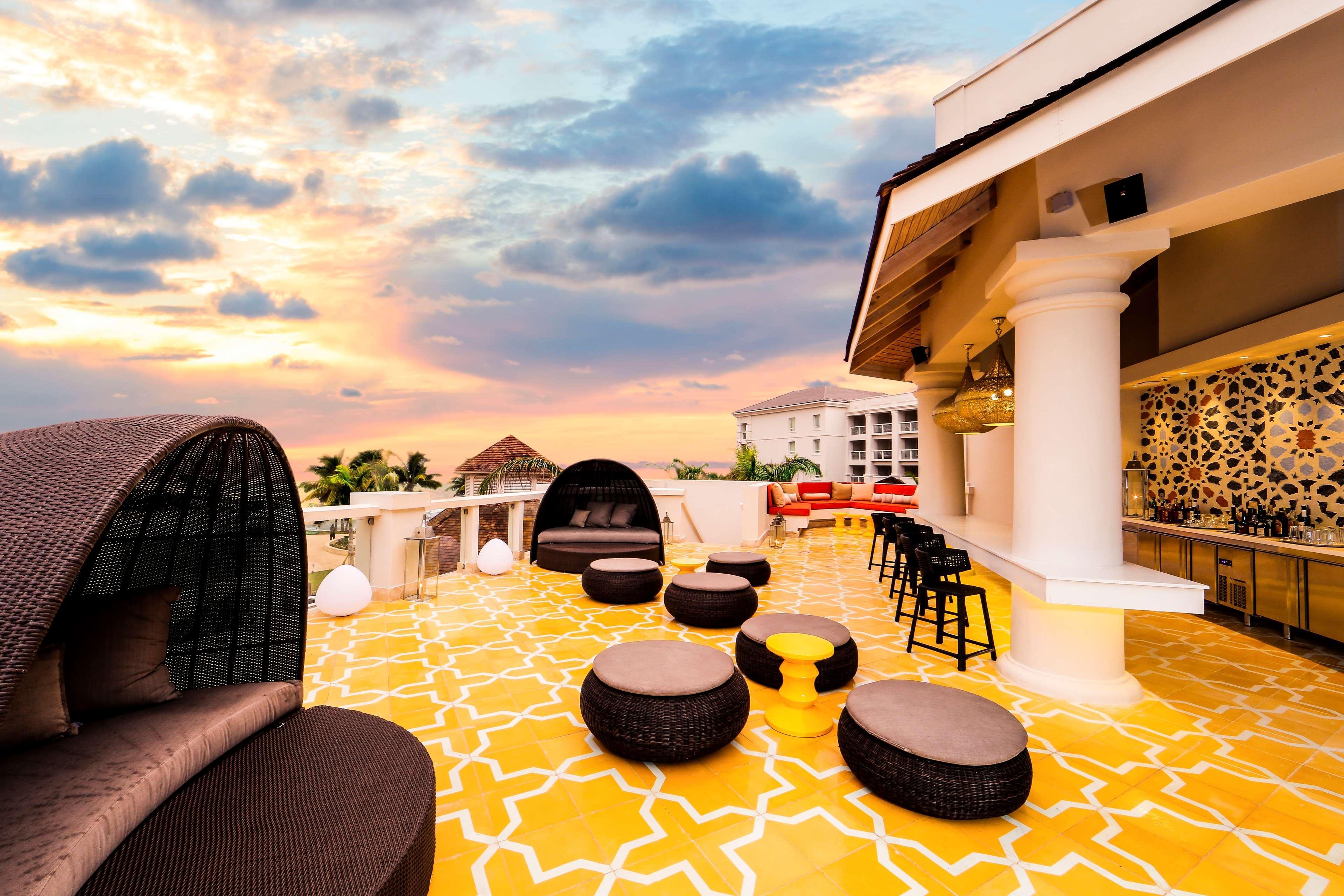 Hyatt Ziva Rose Hall Hotel 5*