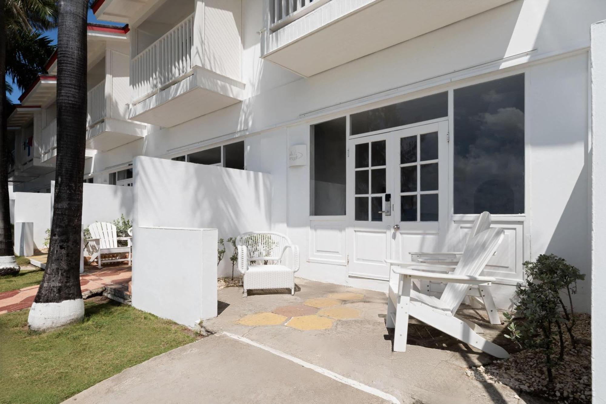Grand Decameron Montego Beach, A Trademark Resort Montego Bay