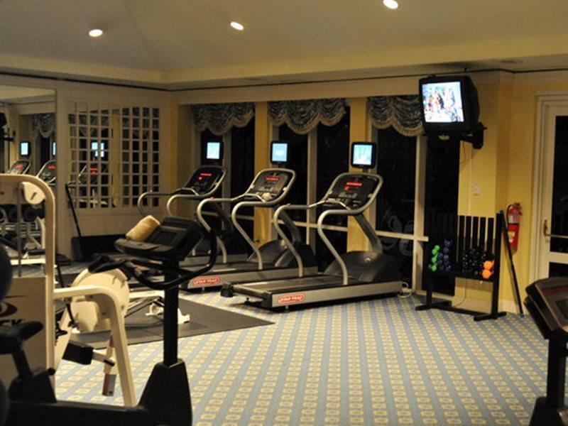 Hyatt Ziva Rose Hall