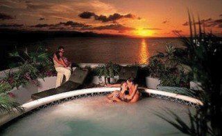 Hotel Breezes