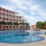Grand Decameron Cornwall Beach, A Trademark All-Inclusive Resort