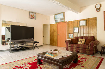 Chateau Margarite Villa *