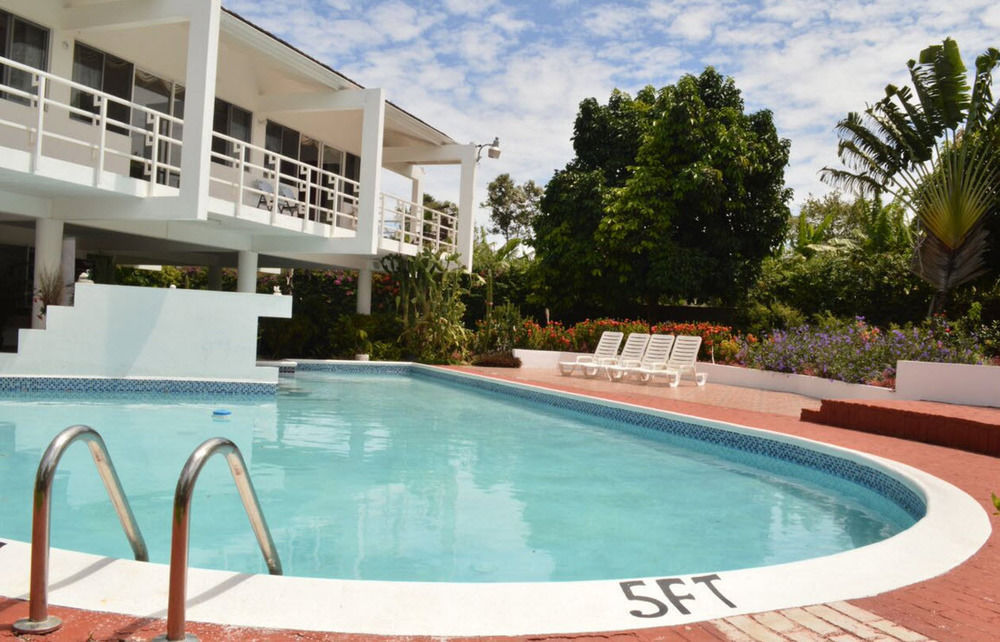 Nature Bliss - Lifestyle Center Bed & Breakfast