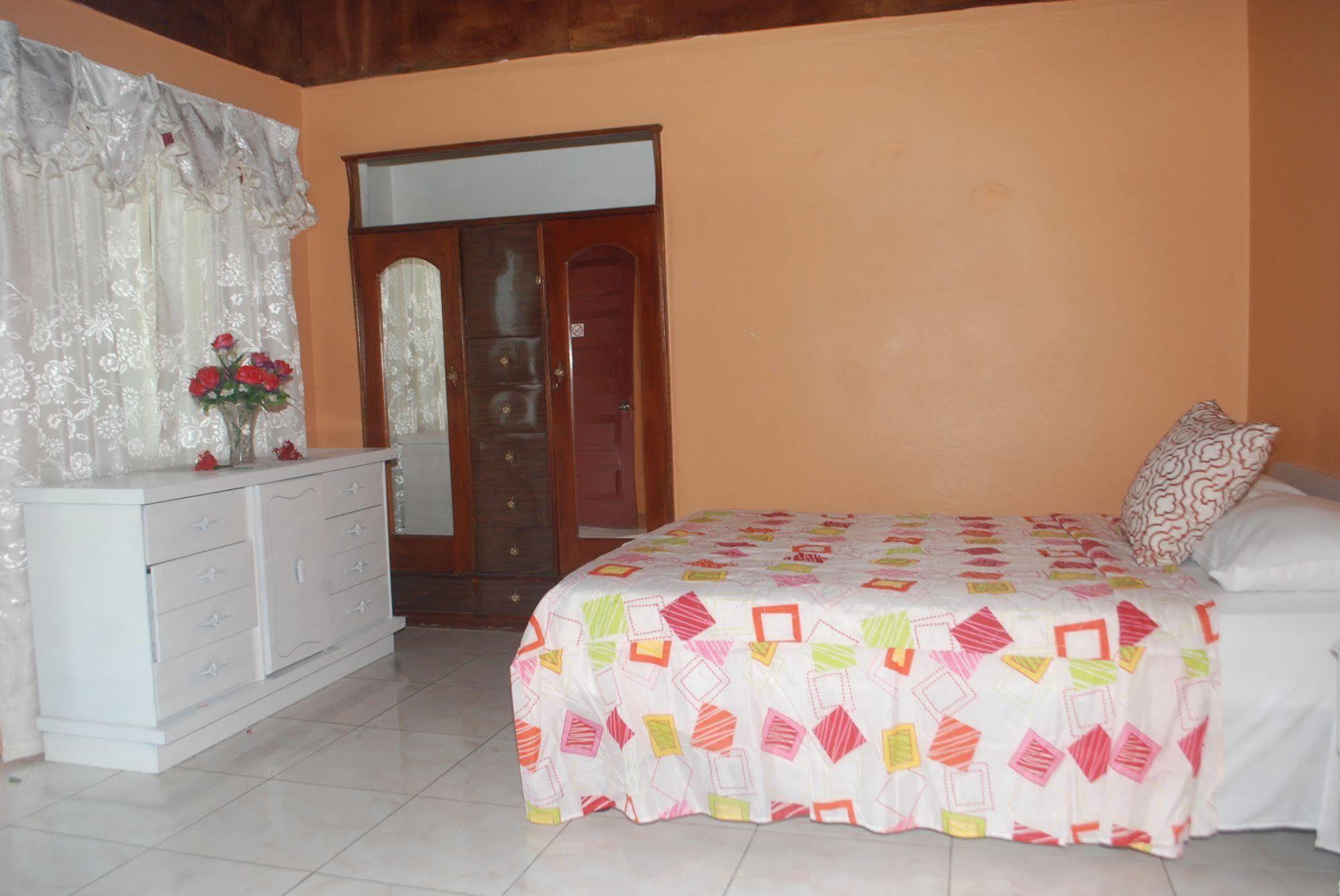 Enchanted Villas Inn Inn 3*