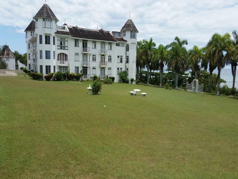 Seacastles Exora * Montego Bay