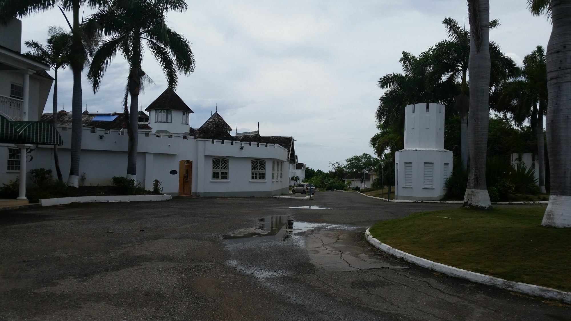 Seacastles Exora