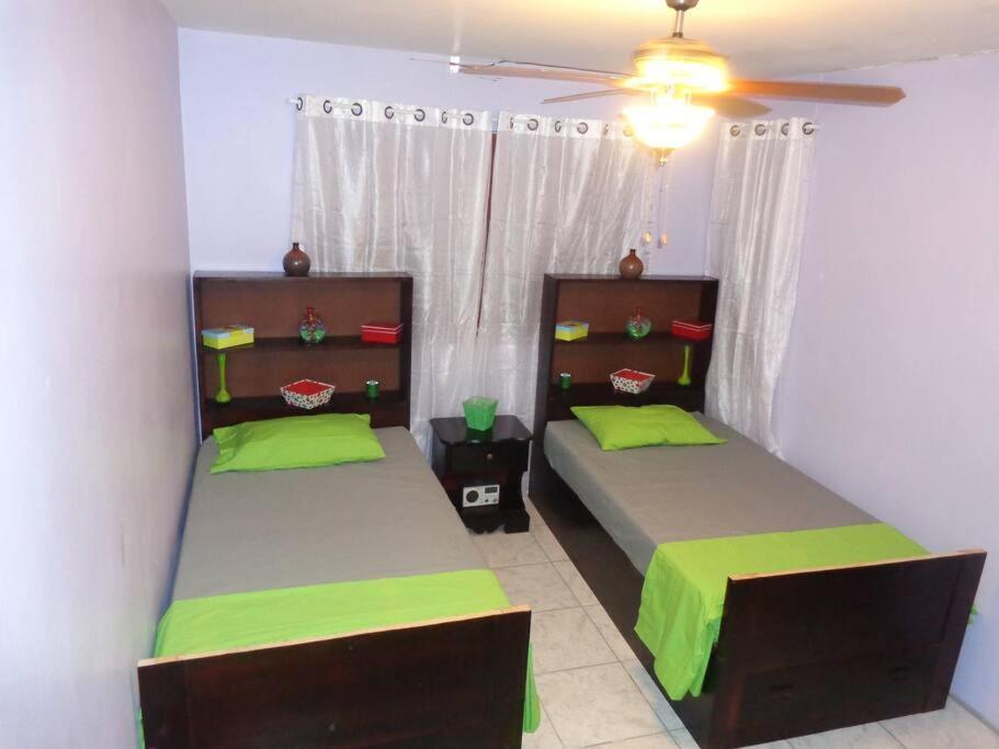 The Biltons - 6 Min From Airport- A/c In * Montego Bay