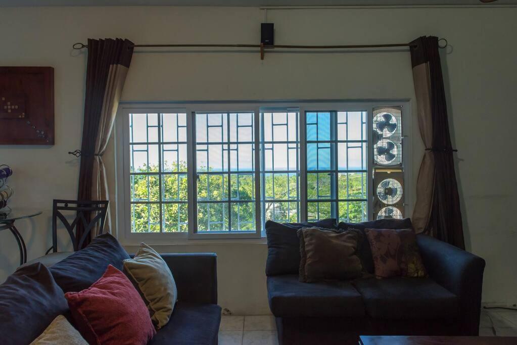 Apartment The Biltons - 6 Min From Airport- A/c In *