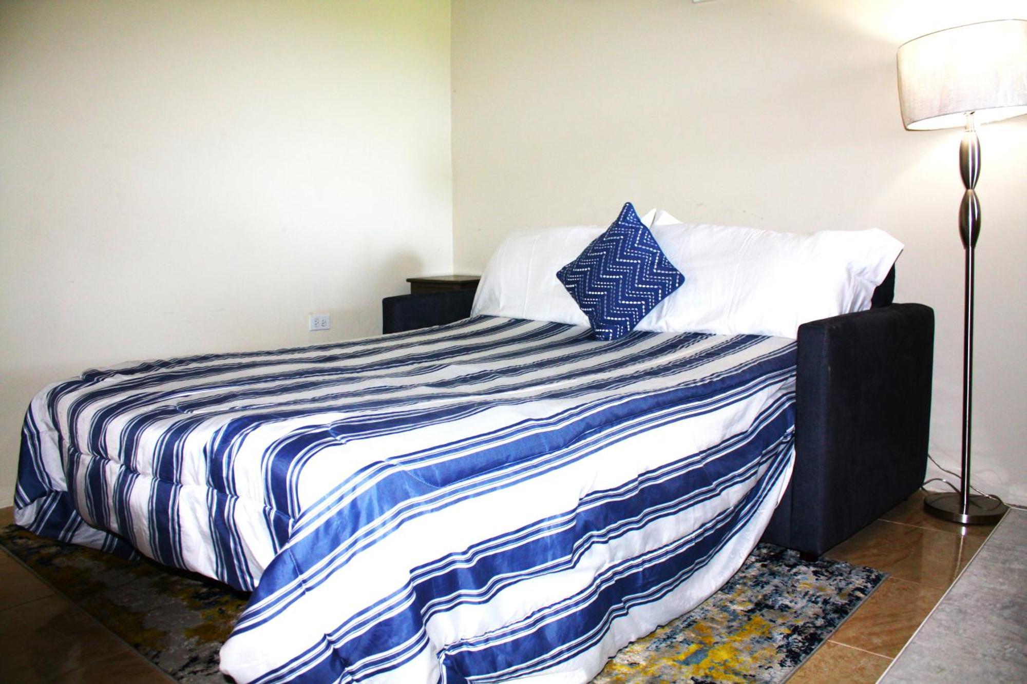 Tamra's Getaway Apartment *