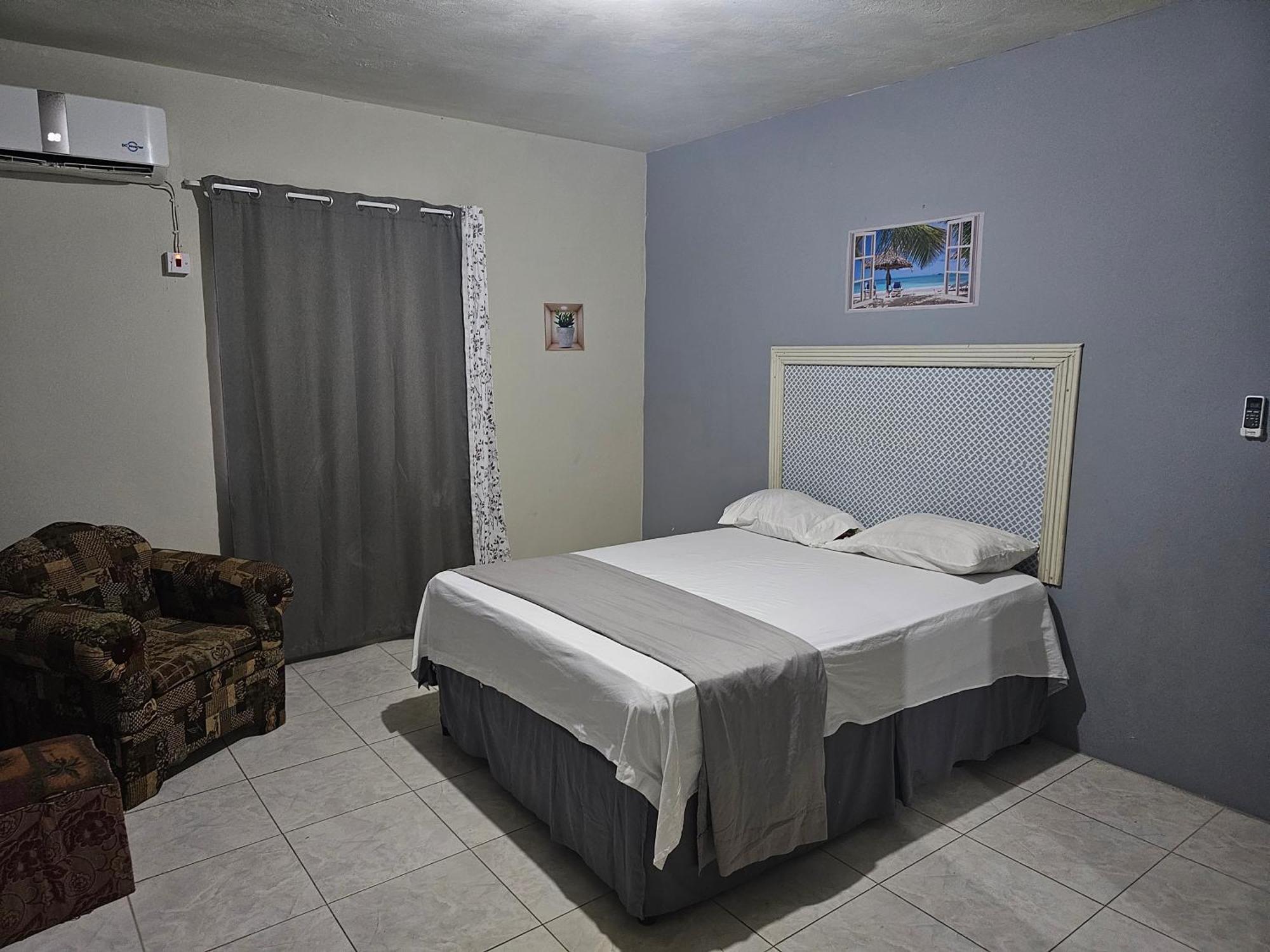 Modern Apt At West Village Montego Bay