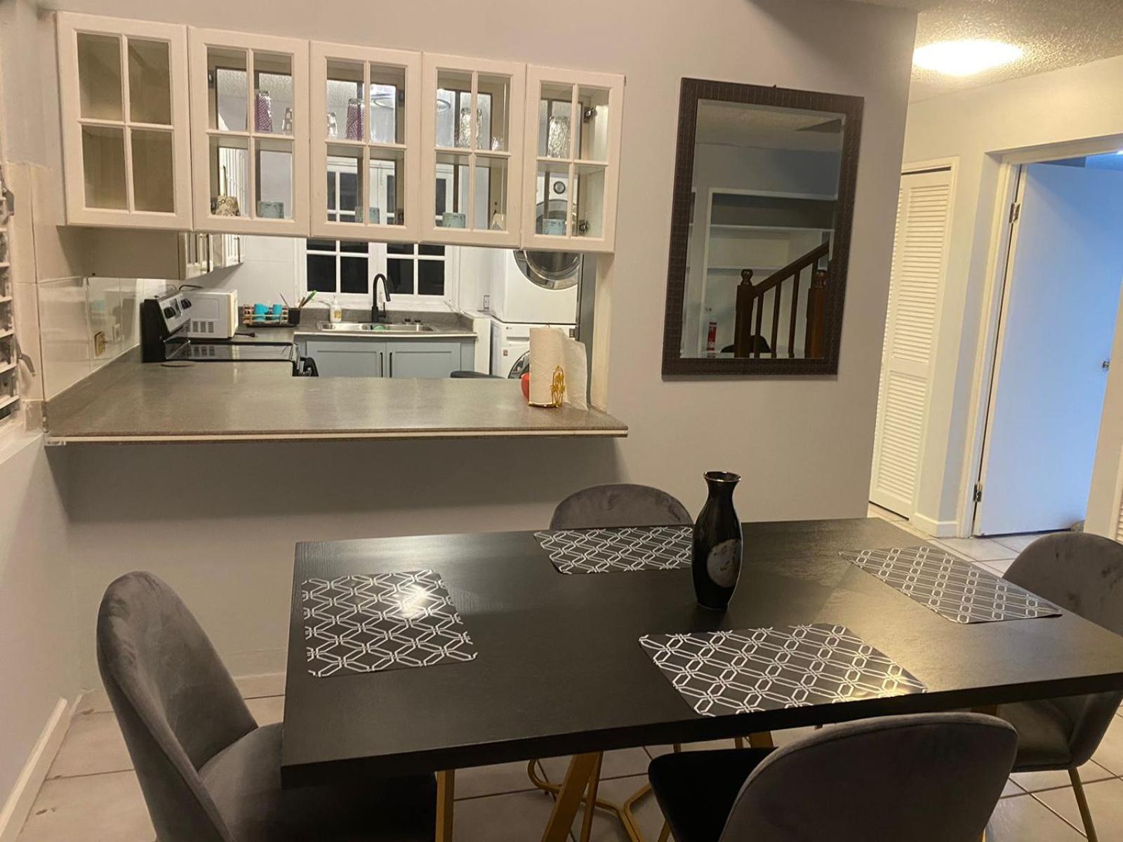 Apartment Dejai On The Bay