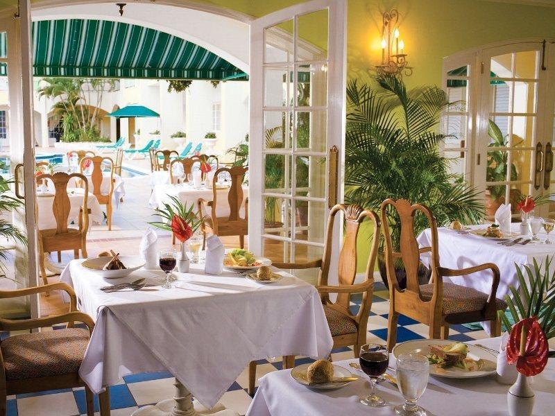 Hotel Hotel Sandals Carlyle Inn Montego Bay 4*