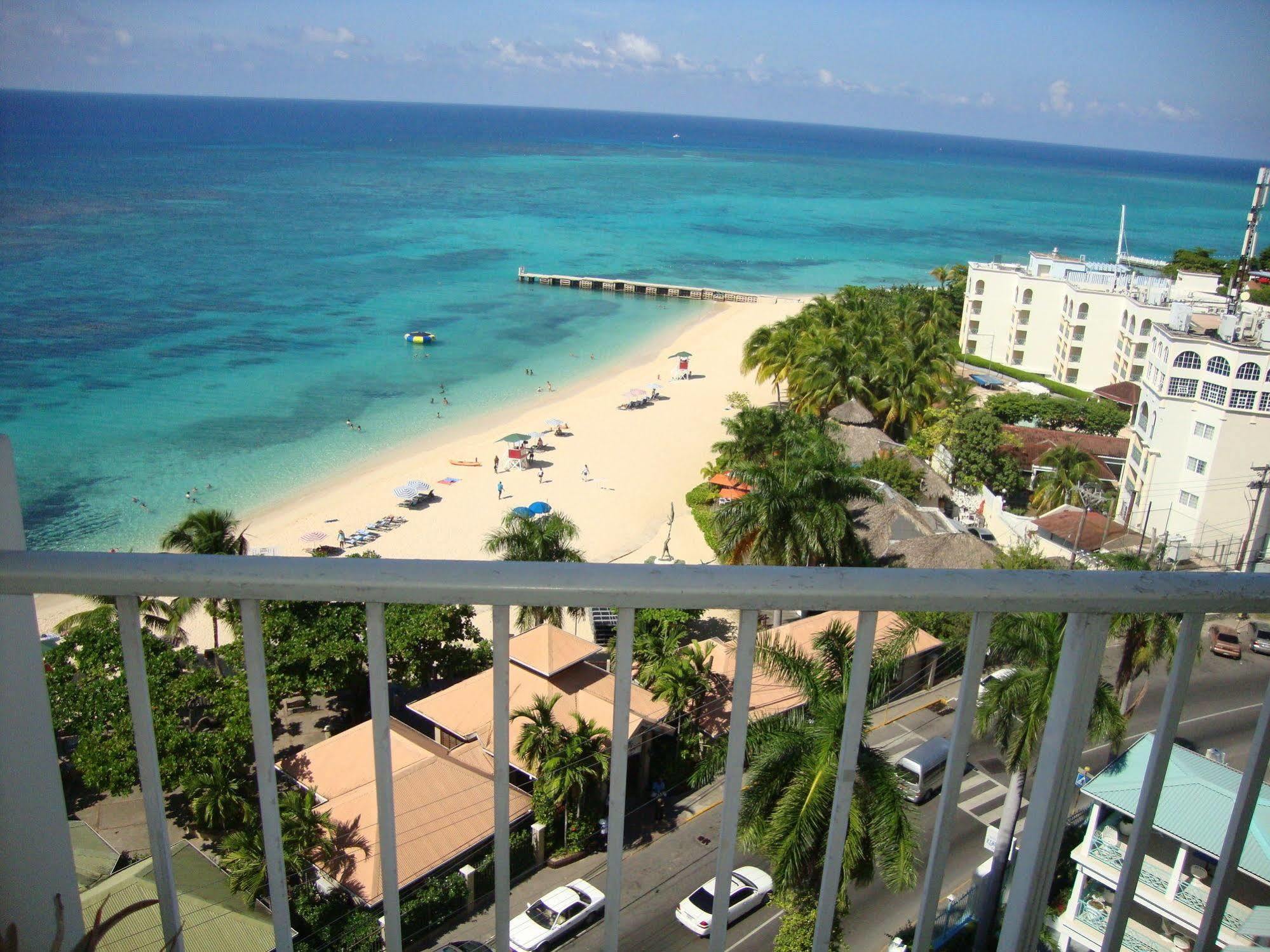 Coral Reef Beach Suite At Montego Bay Club Resort 2* Montego Bay