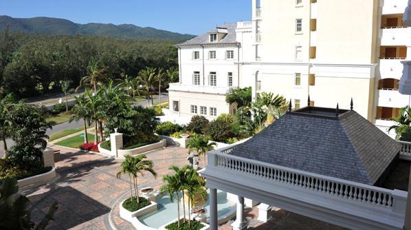 The Palmyra A Solis & 5*