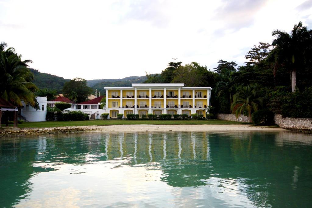 Syrynity Palace Montego Bay