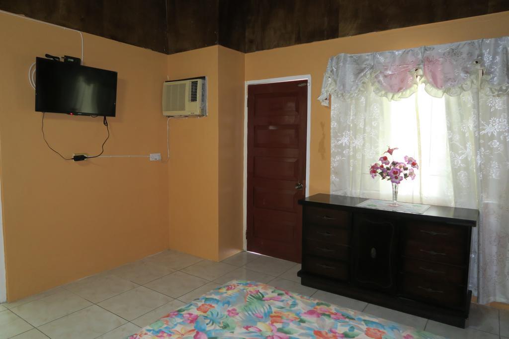 Enchanted Villas Inn 3*