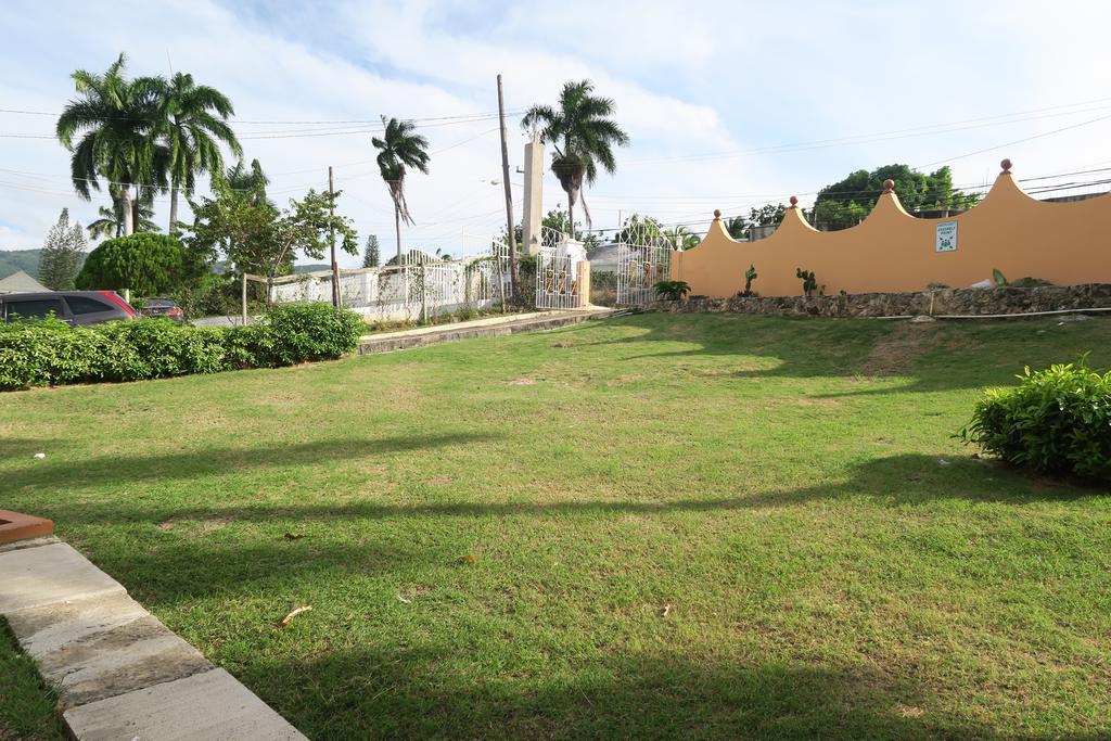Enchanted Villas Inn 3*