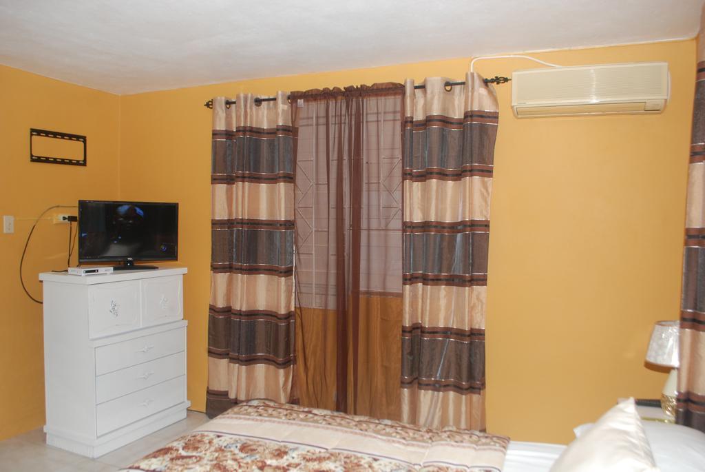 Enchanted Villas Inn
