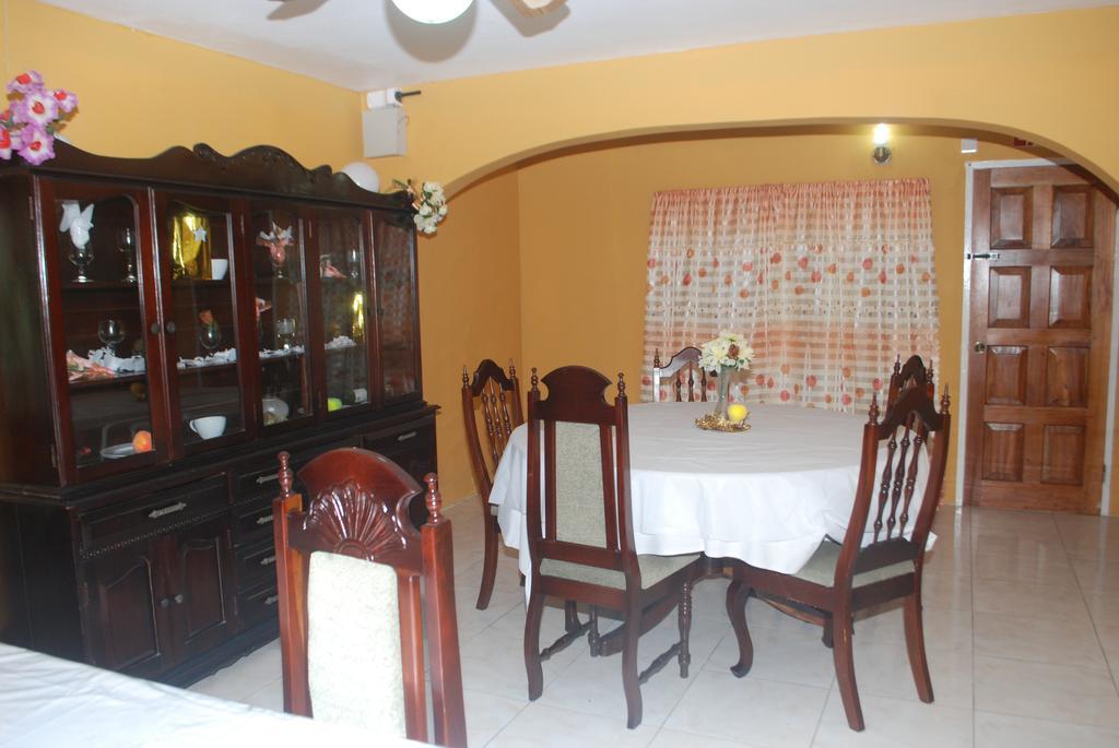 Inn Enchanted Villas Inn 3*