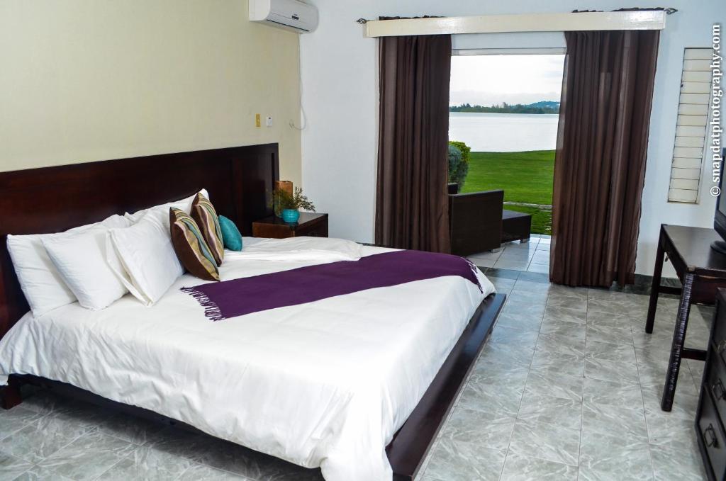 Hotel Syrynity Palace