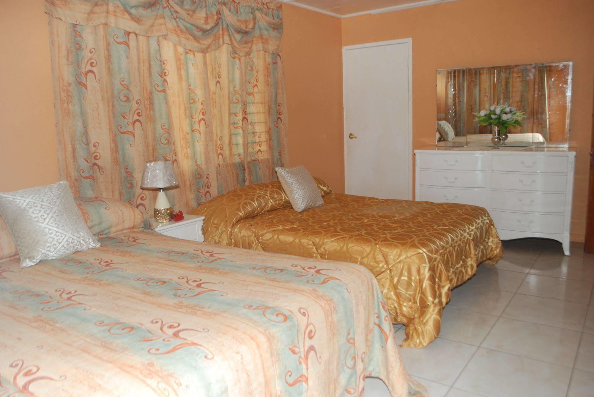 Enchanted Villas Inn Inn Montego Bay