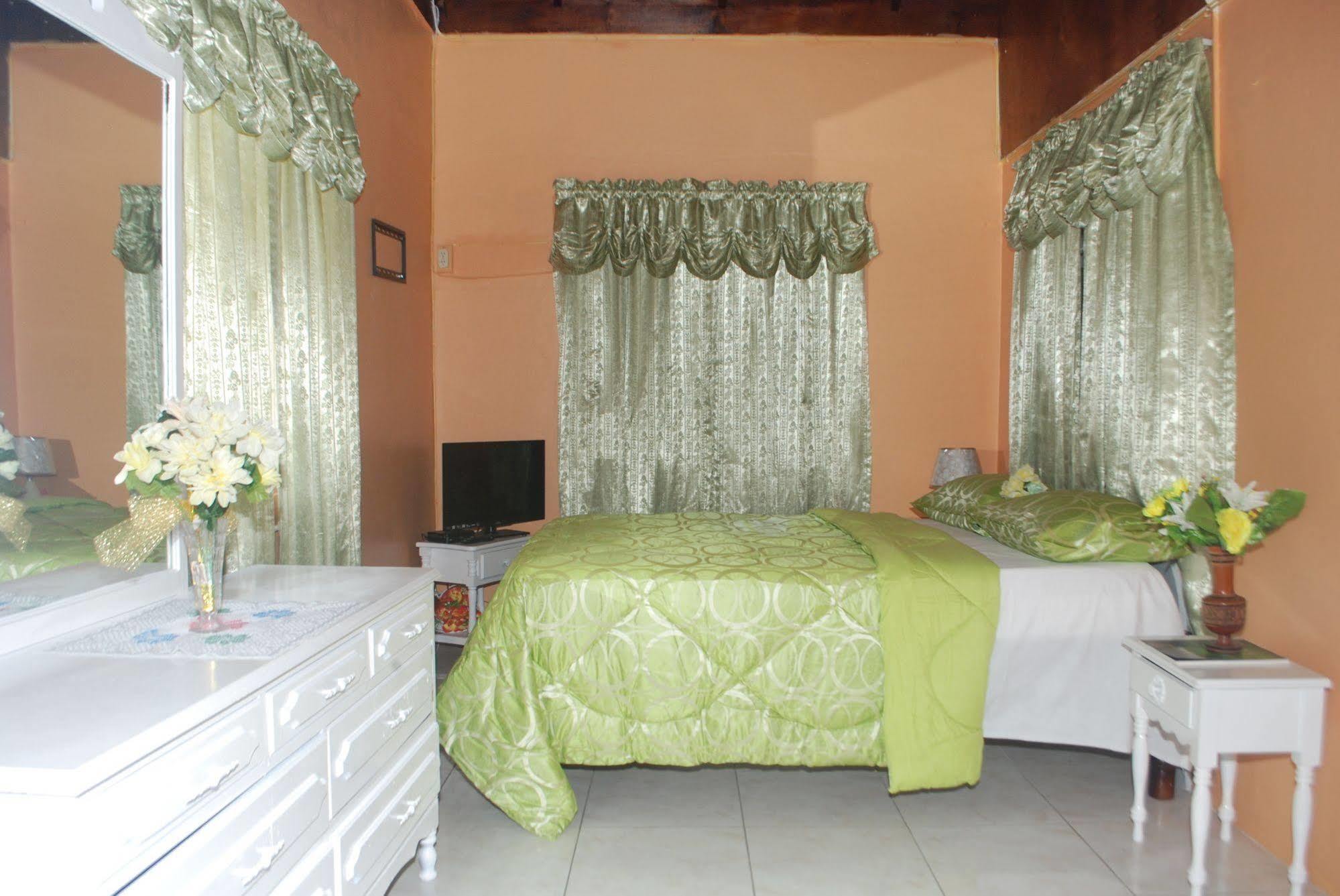 Enchanted Villas Inn 3* Montego Bay