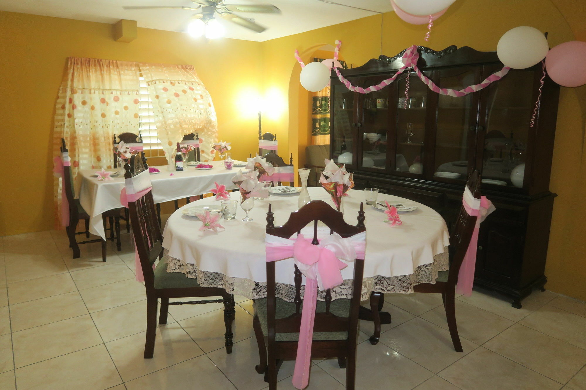 Enchanted Villas Inn Inn