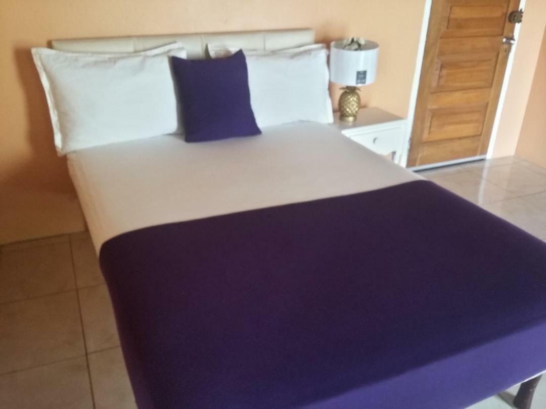 Inn Enchanted Villas Inn Montego Bay